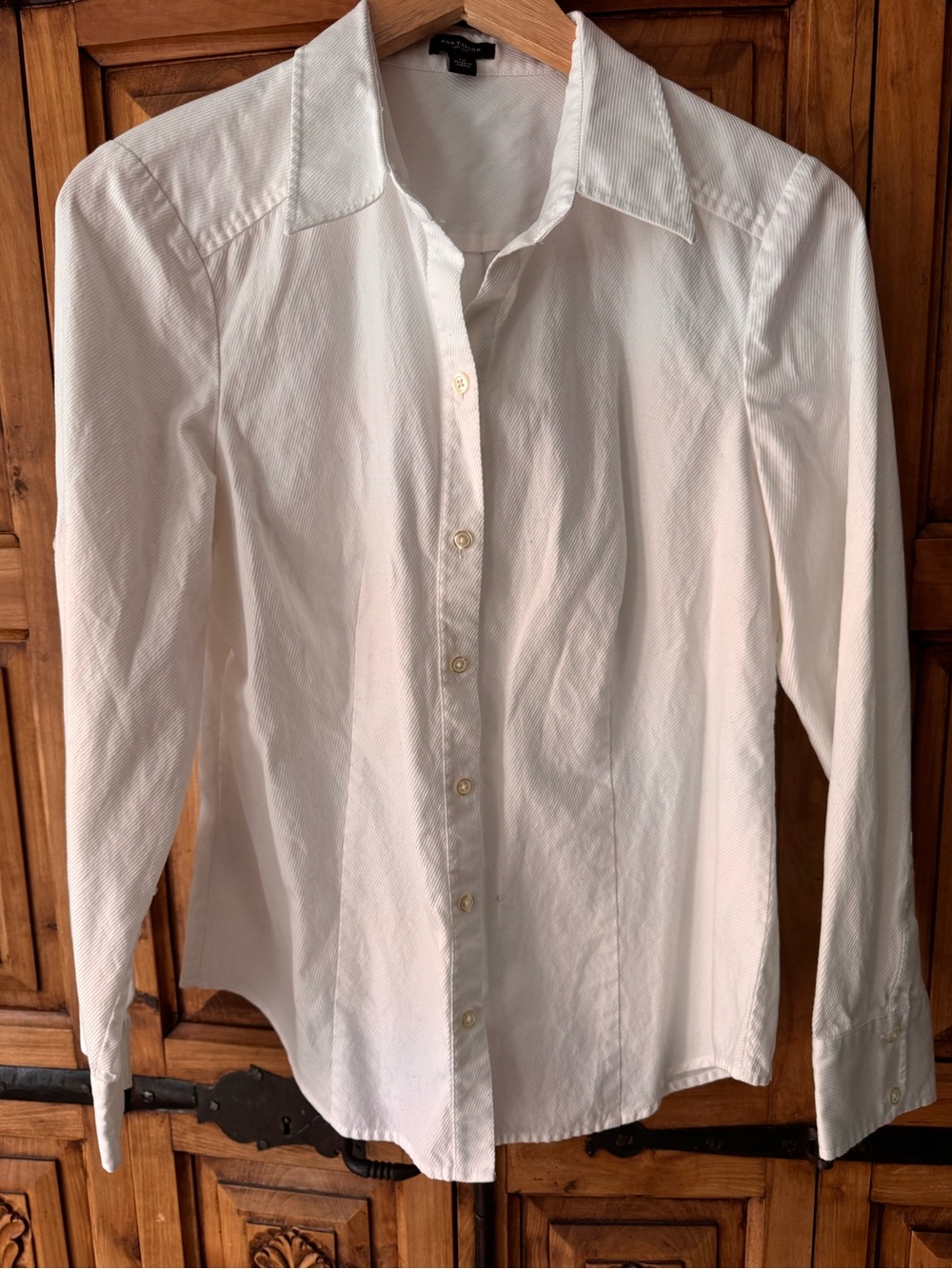 Ann Taylor White Dress Shirt with Pointed Collar